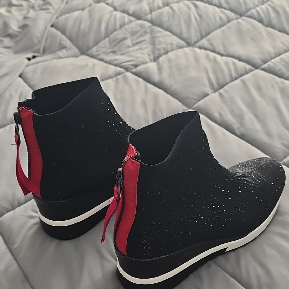 Black and Red Women's Ankle Boots